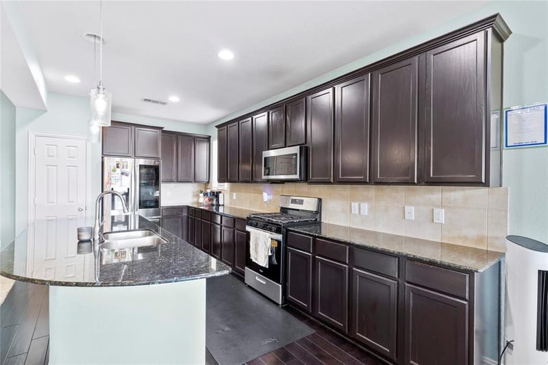 7230 Lake Hill Trail, Sachse TX 75048 - Photo 9