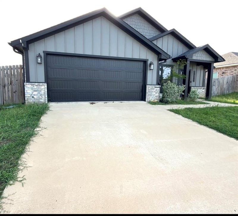 17115 Meadowview Lane, Lindale TX 75771