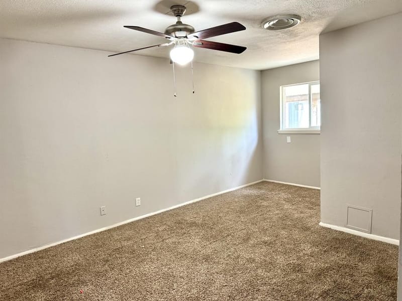 3912 Shawnee Trail, Lake Worth TX 76135 - Photo 12