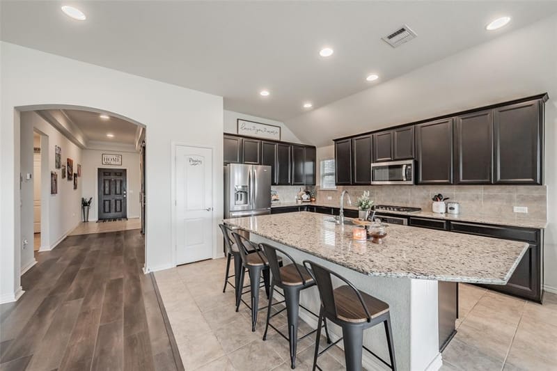 3705 Cicada Lane, Mansfield TX 76084 - Photo 6