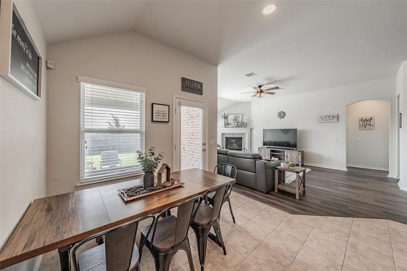 3705 Cicada Lane, Mansfield TX 76084 - Photo 10