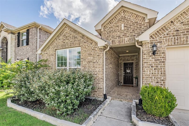 3705 Cicada Lane, Mansfield TX 76084 - Photo 4