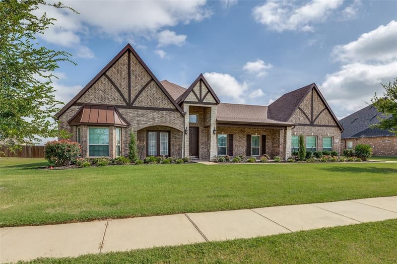 217 Castle Creek Drive, Red Oak TX 75154 - Photo 6