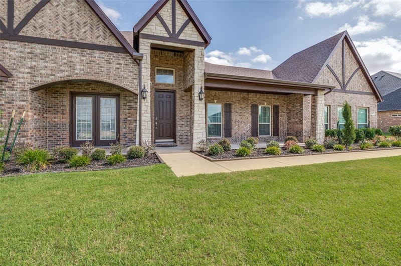 217 Castle Creek Drive, Red Oak TX 75154 - Photo 3