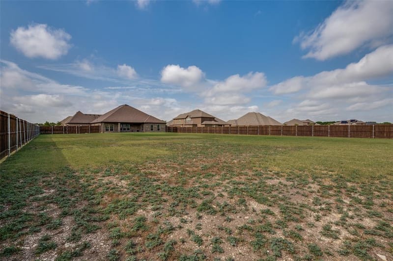 217 Castle Creek Drive, Red Oak TX 75154 - Photo 37