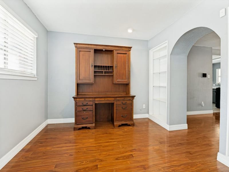 3122 Cheyenne Street, Irving TX 75062 - Photo 2