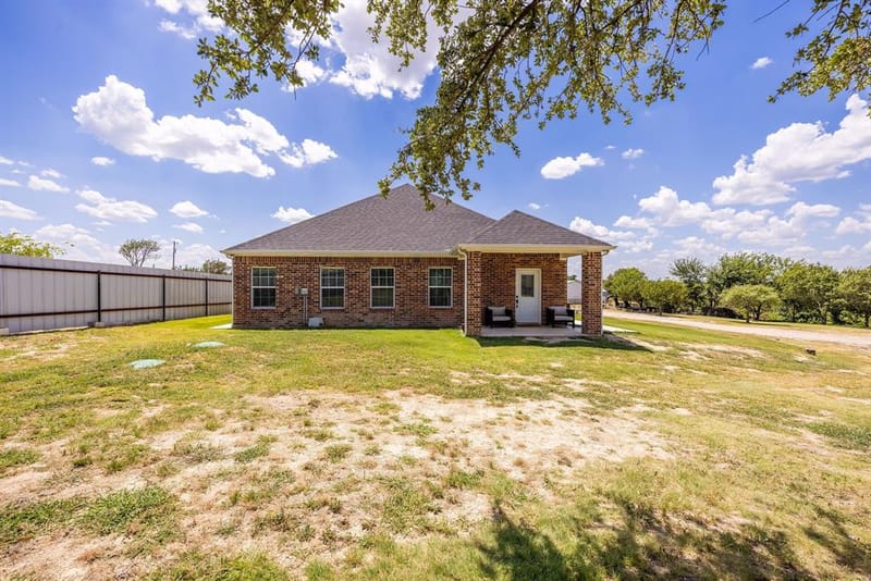 150 Browning Court, Springtown TX 76082 - Photo 26