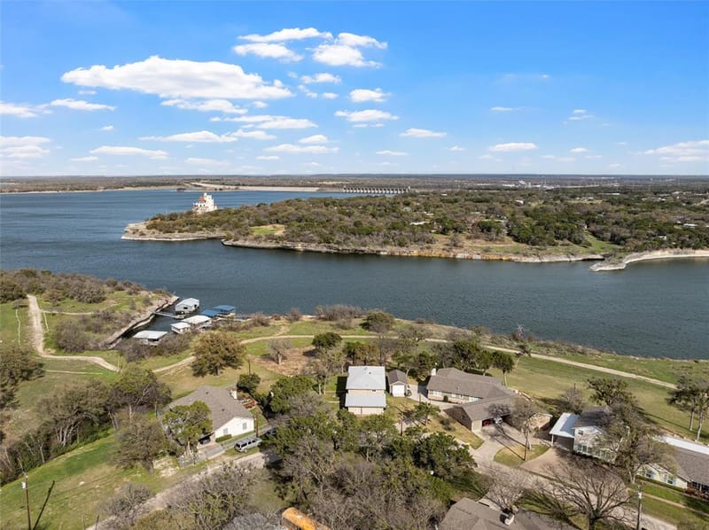 187 County Road 1766, Clifton TX 76634