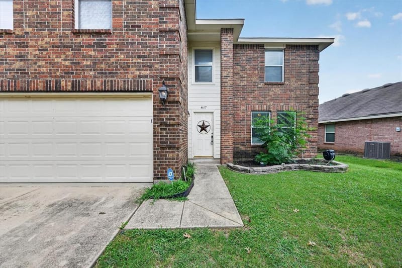 4617 Waterford, Fort Worth TX 76179 - Photo 3