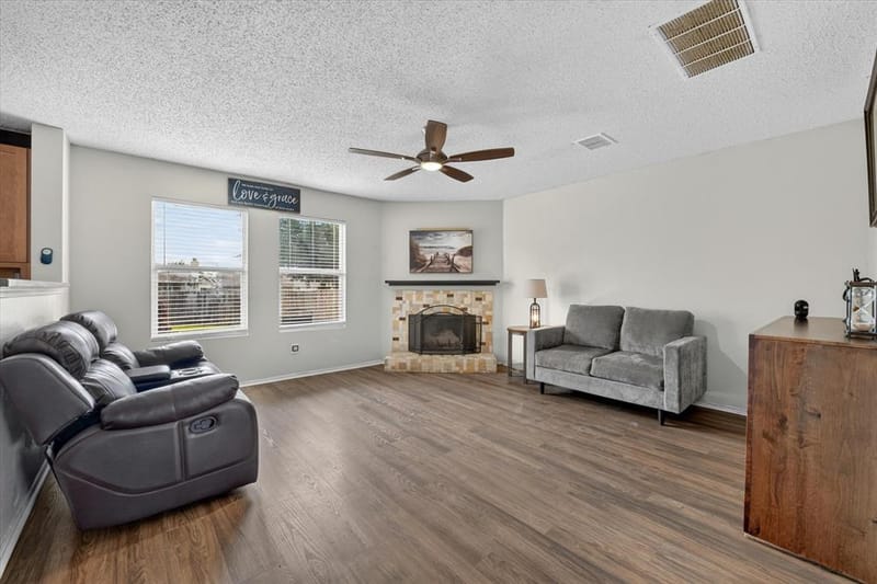 4617 Waterford, Fort Worth TX 76179 - Photo 5