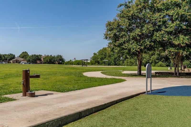9304 Leesburg Court, McKinney TX 75071 - Photo 36