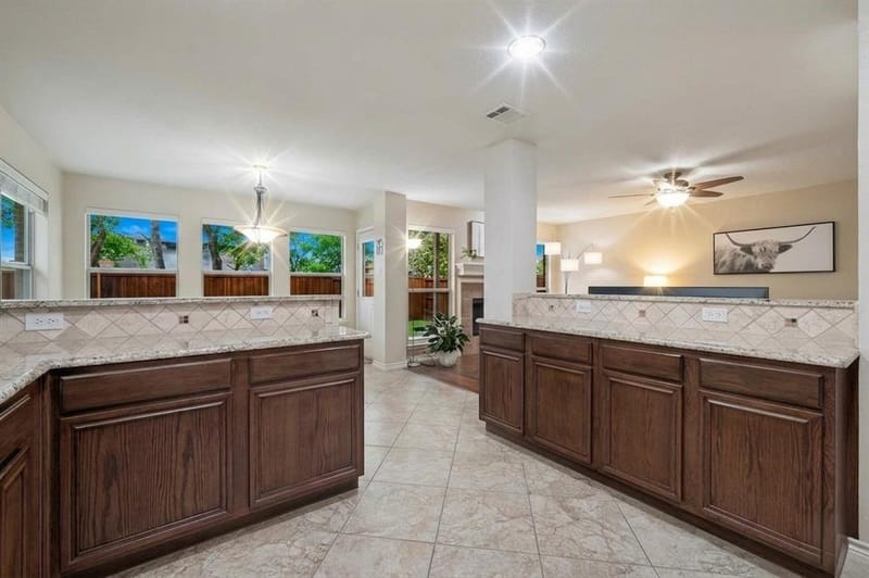 9304 Leesburg Court, McKinney TX 75071 - Photo 4
