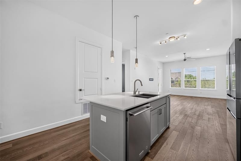 5015 Meridian Lane # 2102, Addison TX 75001 - Photo 7