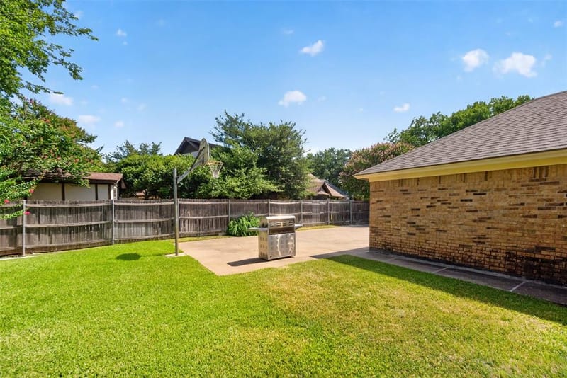 6621 Quail Ridge Drive, North Richland Hills TX 76180 - Photo 35