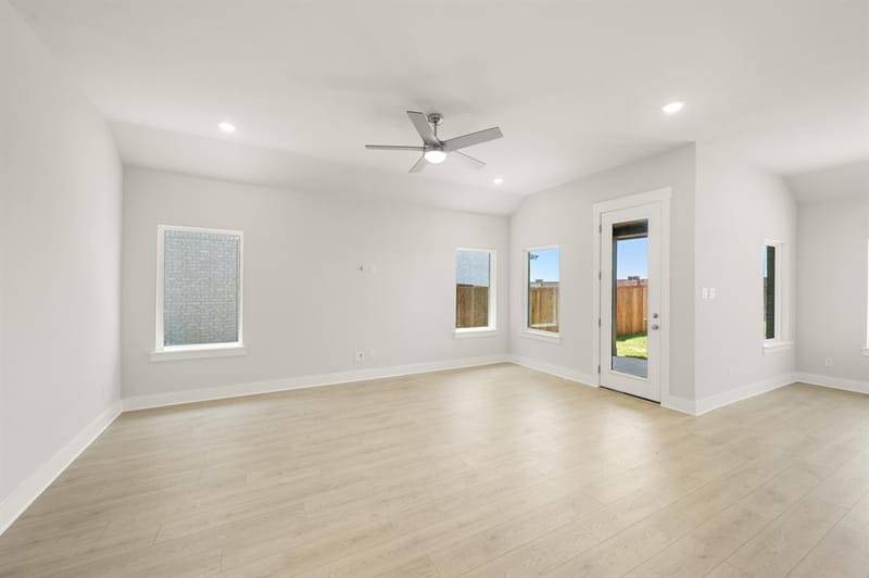 17257 Oxborough Drive, Justin TX 76247 - Photo 9