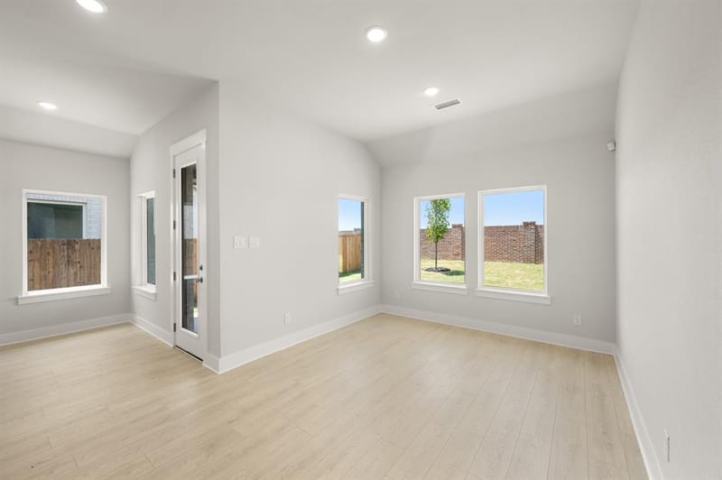 17257 Oxborough Drive, Justin TX 76247 - Photo 10