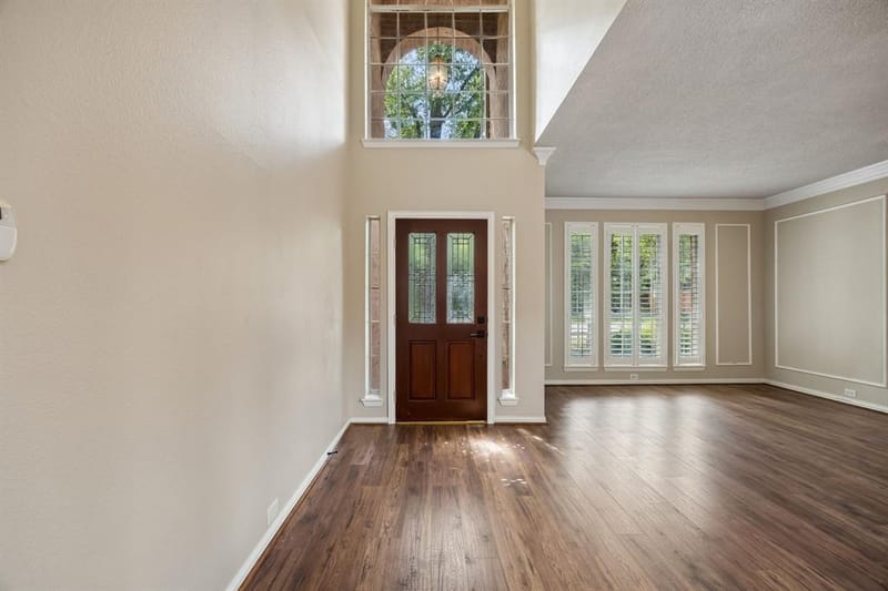 2623 Garden Ridge Lane, Arlington TX 76006 - Photo 3