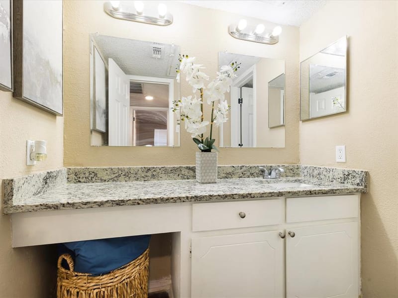 5532 Boca Raton Boulevard # 191, Fort Worth TX 76112 - Photo 4