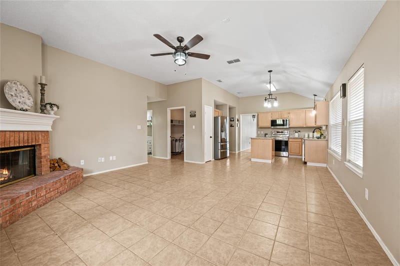 8112 Heritage Place Drive, Fort Worth TX 76137 - Photo 12