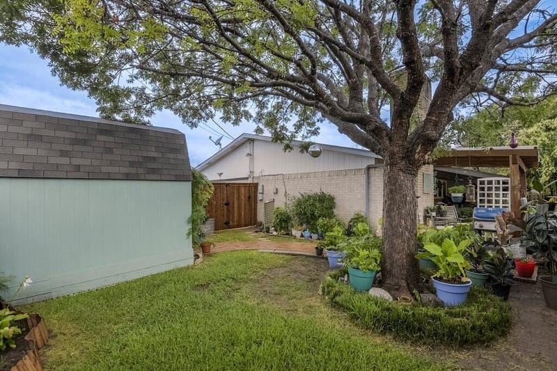705 Bluebonnet Drive, Grand Prairie TX 75052 - Photo 26