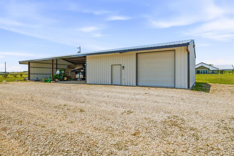 385 Private Road 1733, Stephenville TX 76401 - Photo 34
