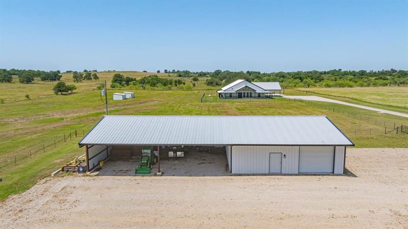385 Private Road 1733, Stephenville TX 76401 - Photo 33