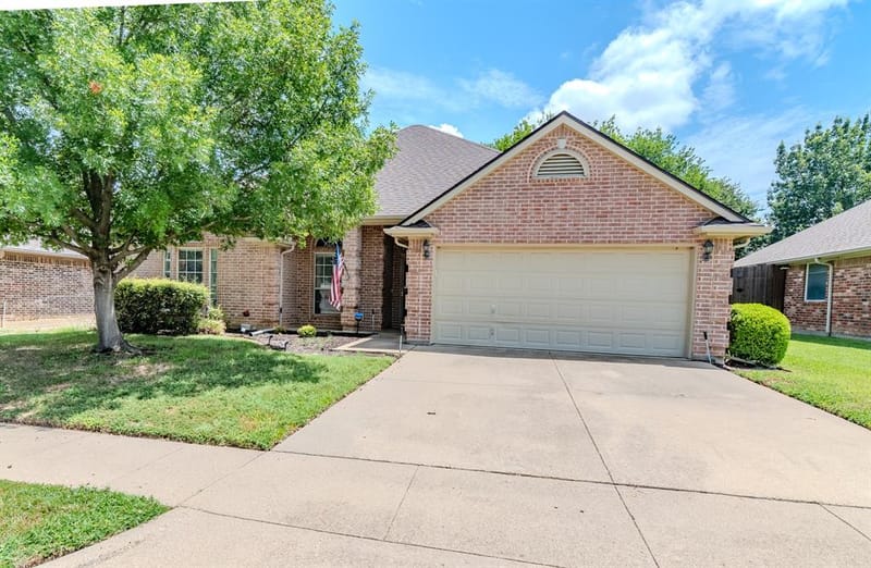 6014 Brenhaven Road, Arlington TX 76017 - Photo 7