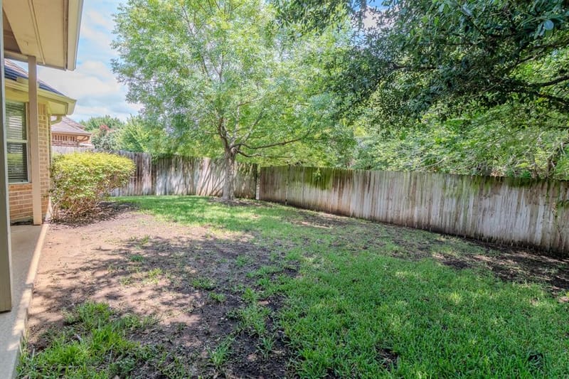 6014 Brenhaven Road, Arlington TX 76017 - Photo 5