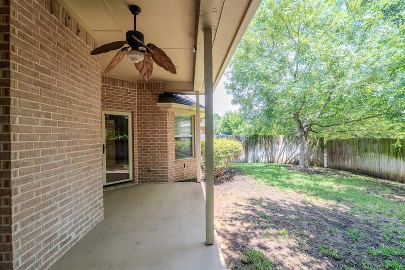 6014 Brenhaven Road, Arlington TX 76017 - Photo 4