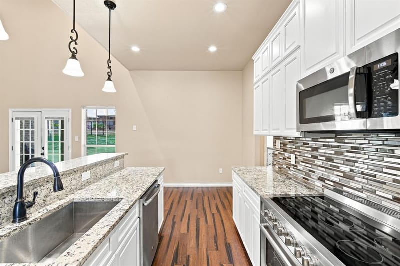 1906 Clearview Drive, Ennis TX 75119 - Photo 15