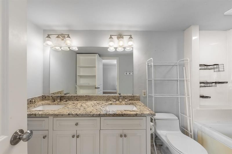4524 Mockingbird Lane, University Park TX 75205 - Photo 21