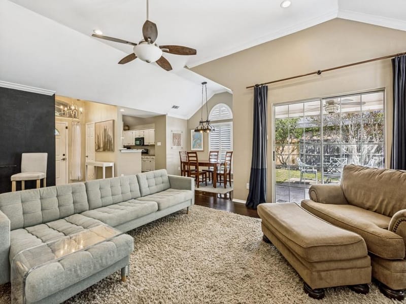 808 Canyon Valley Drive, McKinney TX 75071 - Photo 5