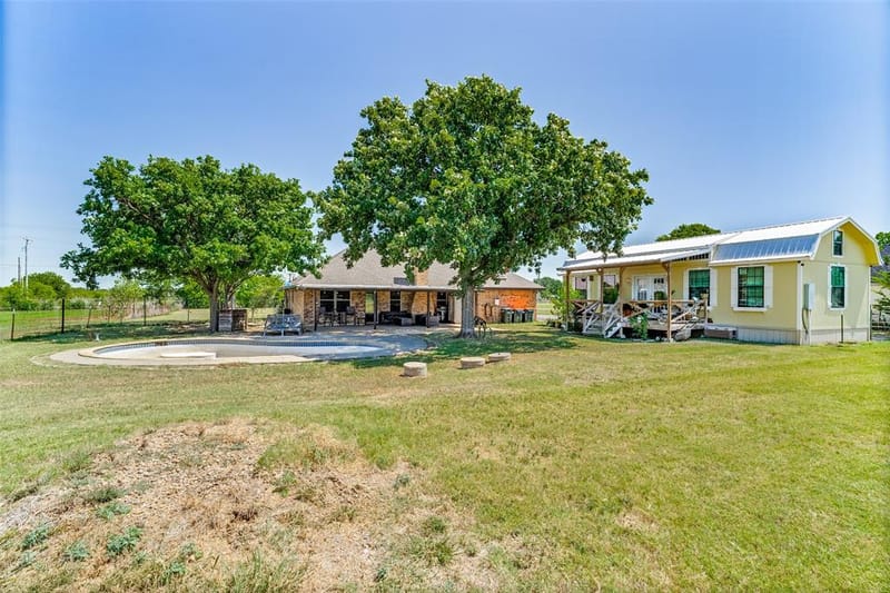 2705 County Road 920, Crowley TX 76036 - Photo 22