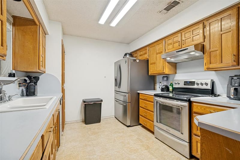 2705 County Road 920, Crowley TX 76036 - Photo 9