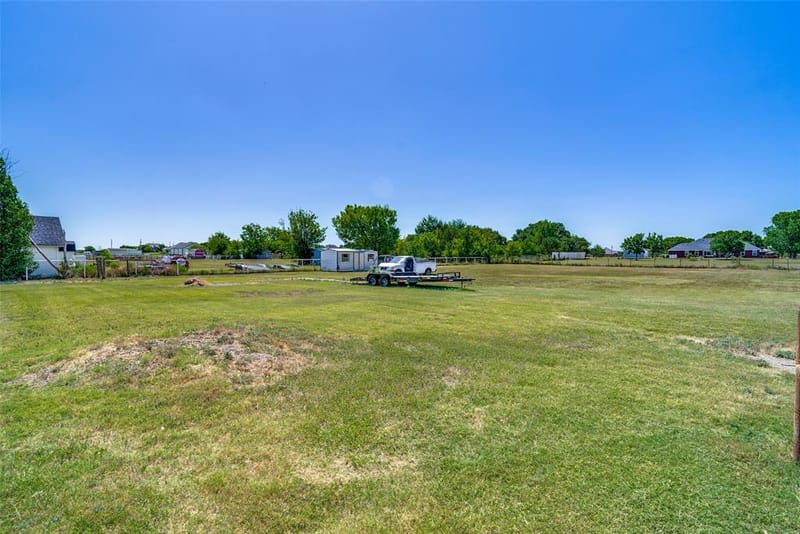 2705 County Road 920, Crowley TX 76036 - Photo 34