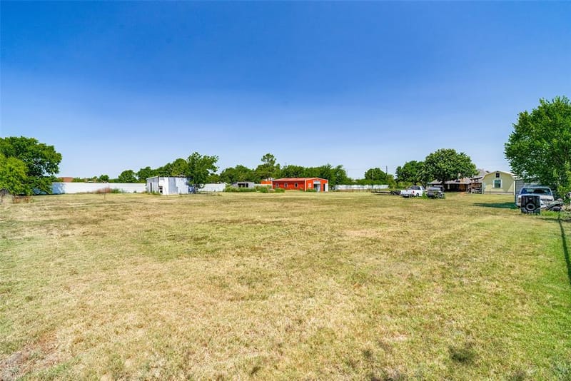 2705 County Road 920, Crowley TX 76036 - Photo 37