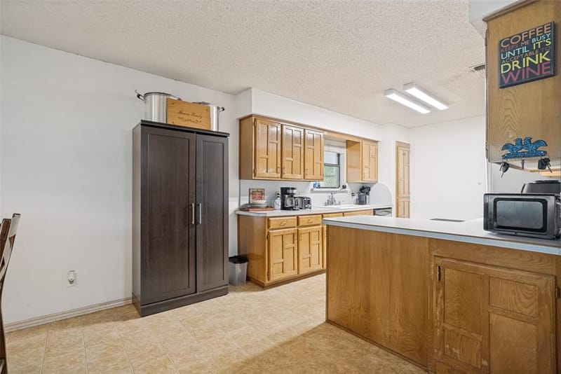 2705 County Road 920, Crowley TX 76036 - Photo 11
