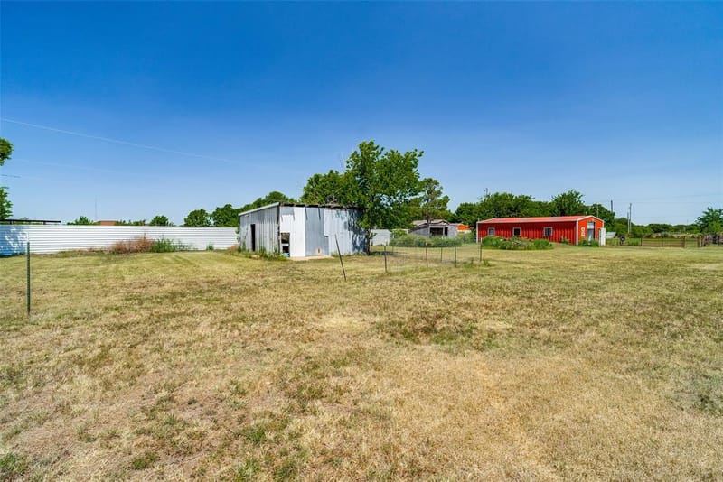2705 County Road 920, Crowley TX 76036 - Photo 35