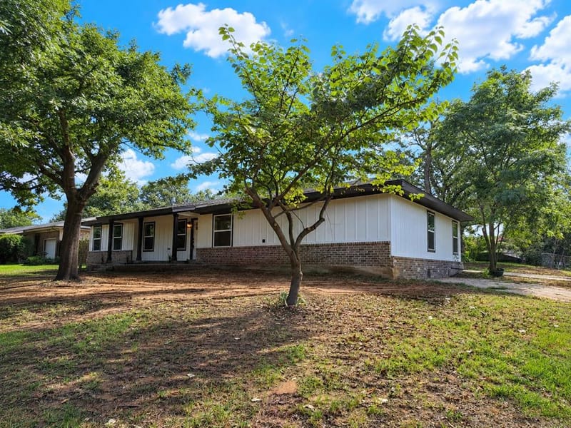721 Norwood Drive, Hurst TX 76053 - Photo 2