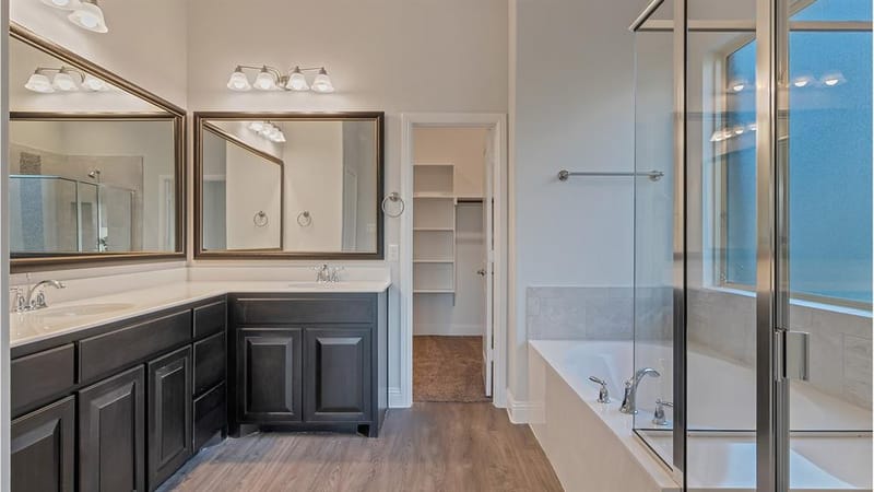 708 SOARING HAWK Drive, Fort Worth TX 76008 - Photo 23