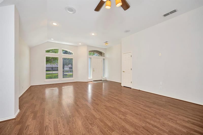 4731 Saddlebrook Drive, Benbrook TX 76116 - Photo 6