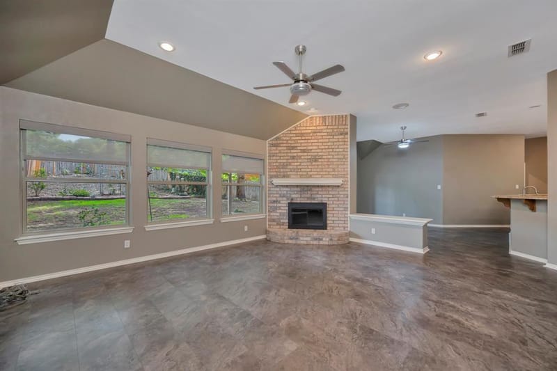 4731 Saddlebrook Drive, Benbrook TX 76116 - Photo 16