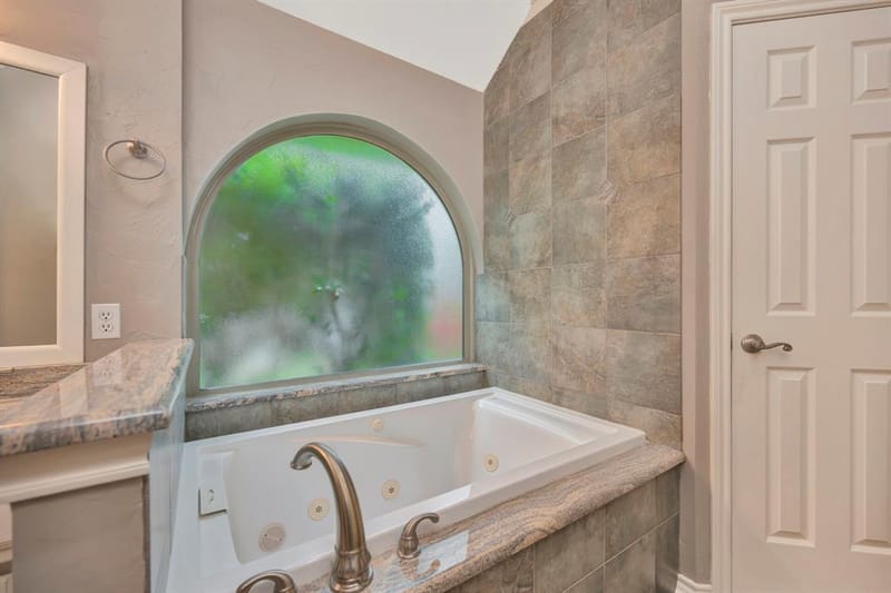 4731 Saddlebrook Drive, Benbrook TX 76116 - Photo 21