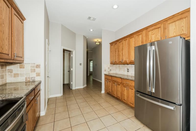 207 Rawhide Street, Waxahachie TX 75165 - Photo 13