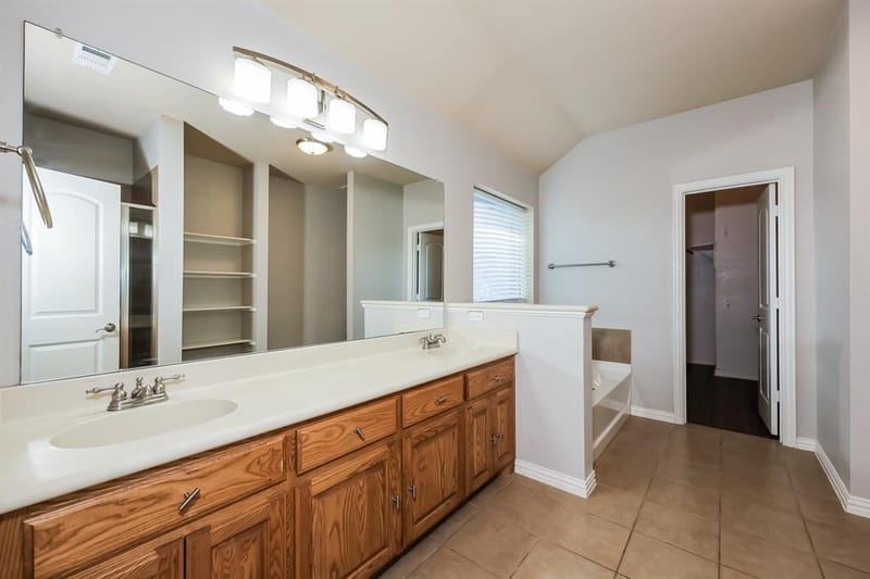 207 Rawhide Street, Waxahachie TX 75165 - Photo 20
