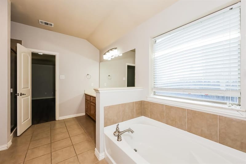 207 Rawhide Street, Waxahachie TX 75165 - Photo 21