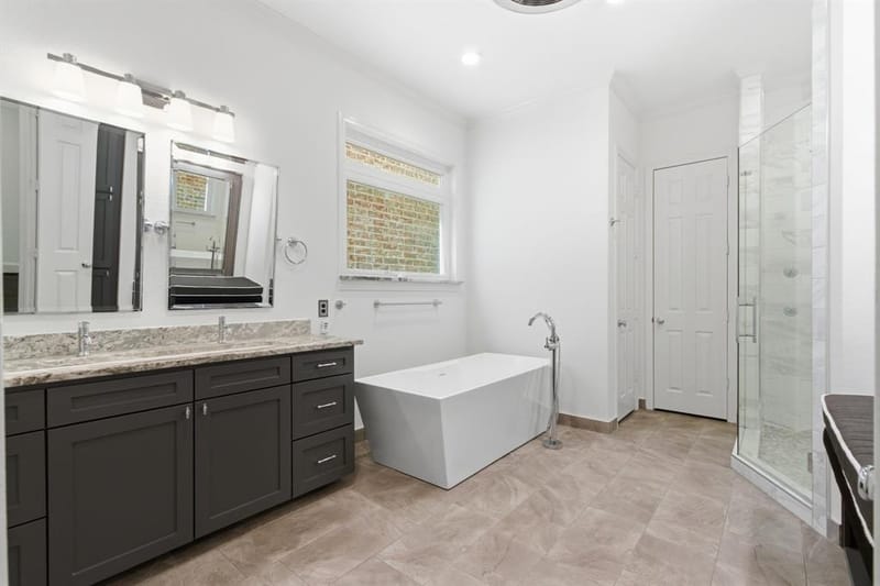 18323 Frankford Lakes Circle, Dallas TX 75252 - Photo 17