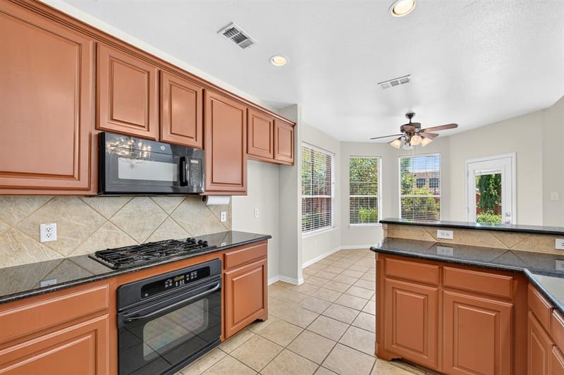 13444 Bavarian Drive, Frisco TX 75033 - Photo 17