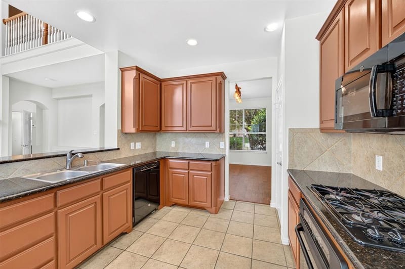 13444 Bavarian Drive, Frisco TX 75033 - Photo 18