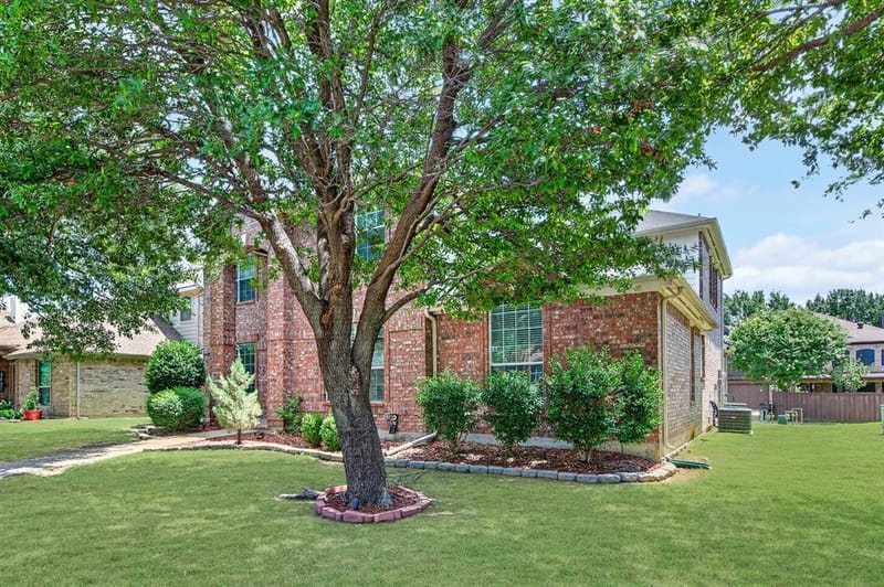 13444 Bavarian Drive, Frisco TX 75033 - Photo 4